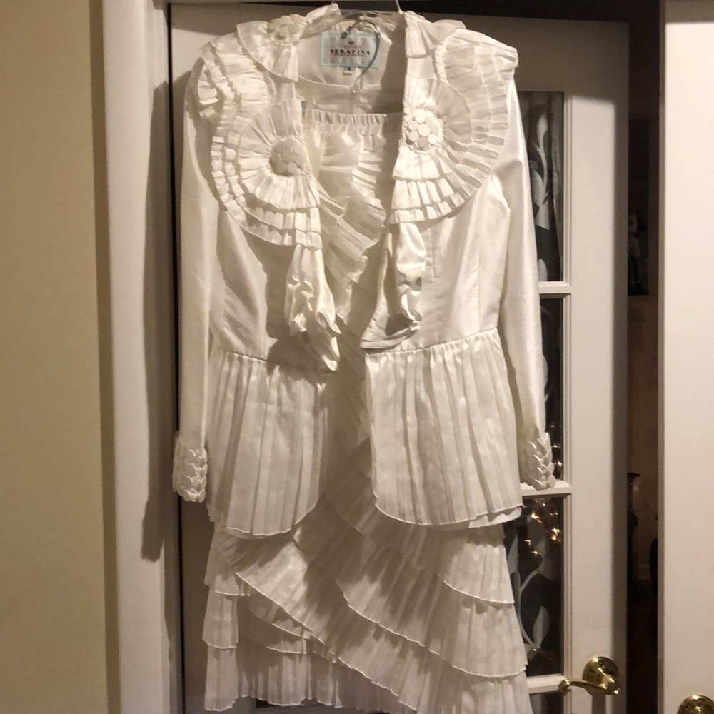 White 3 pcs suit
